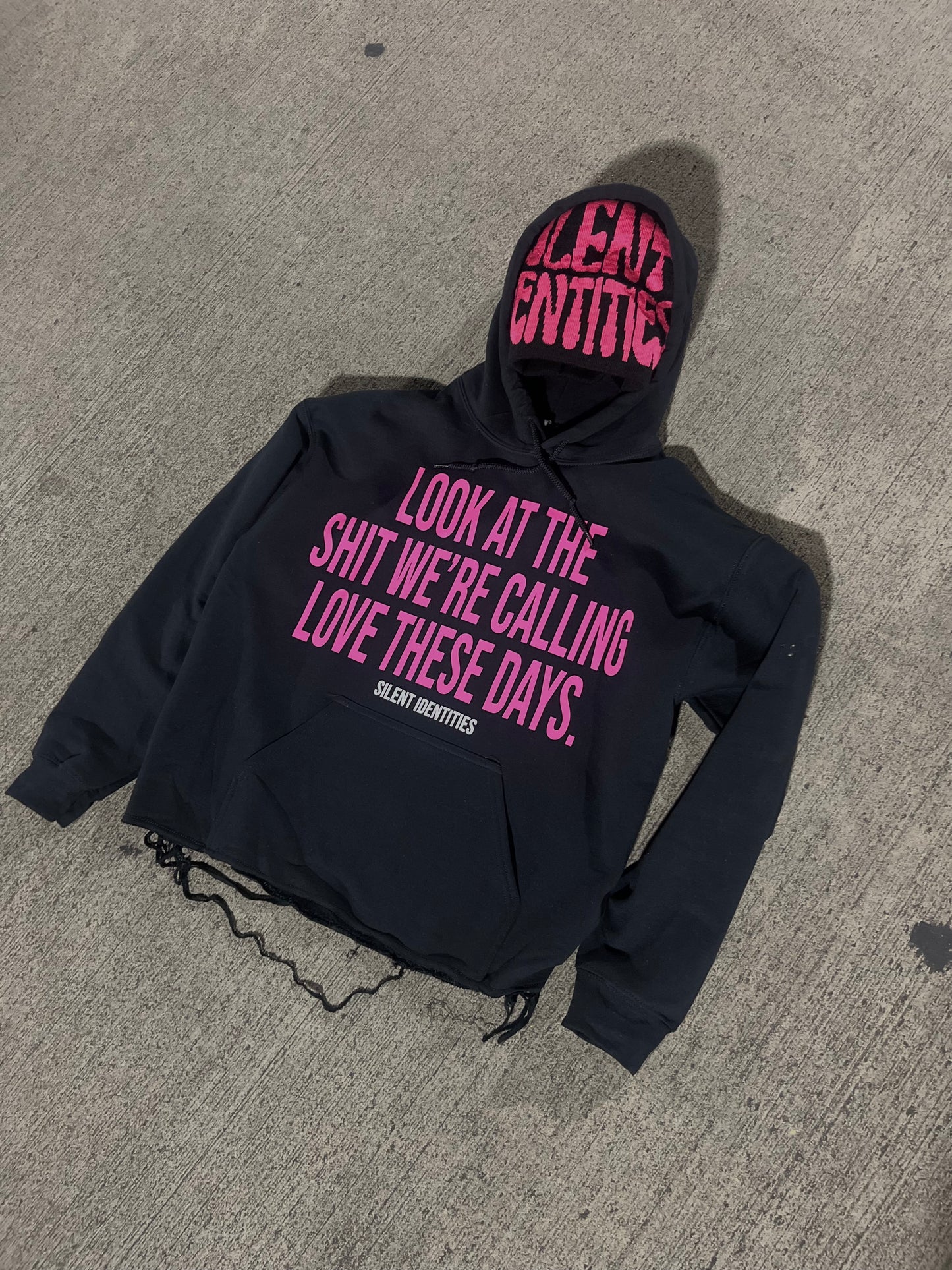 PINK "WHAT'S LOVE¿" HOODIE