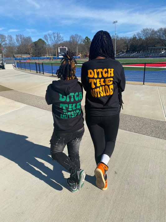 BLACK DITCH THE OUTSIDE LONG SLEEVE TEE