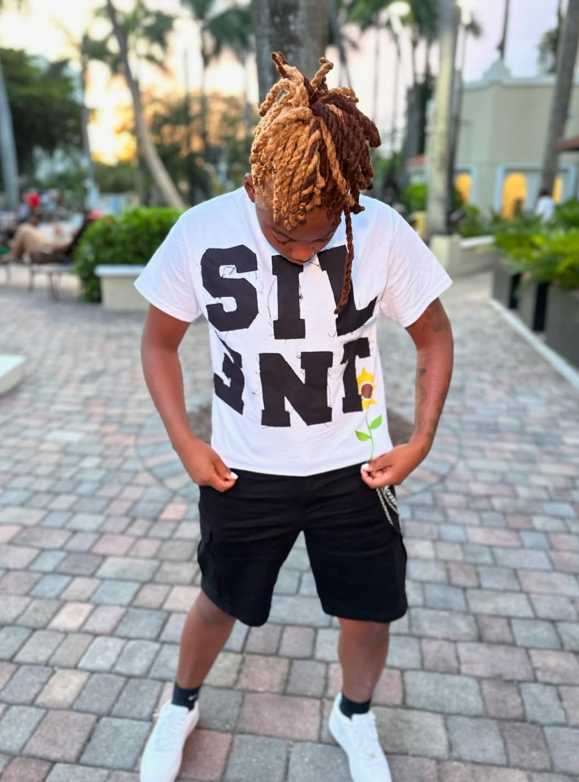 WHITE NEVER FAIL, NEVER GROW