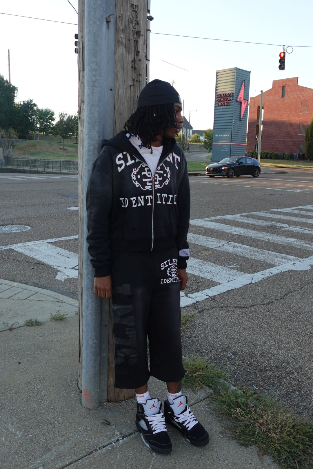 BLACK “THE RETURN” SET