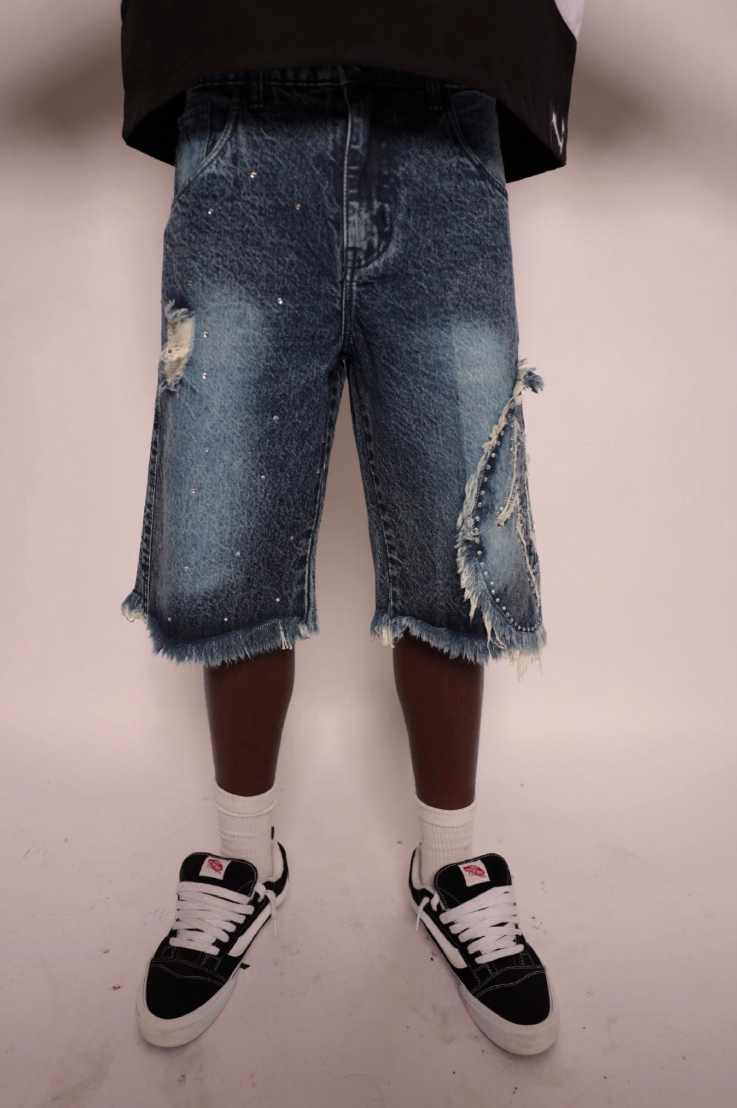 WASHED INDIGO "FIELD TESTED" JORTS