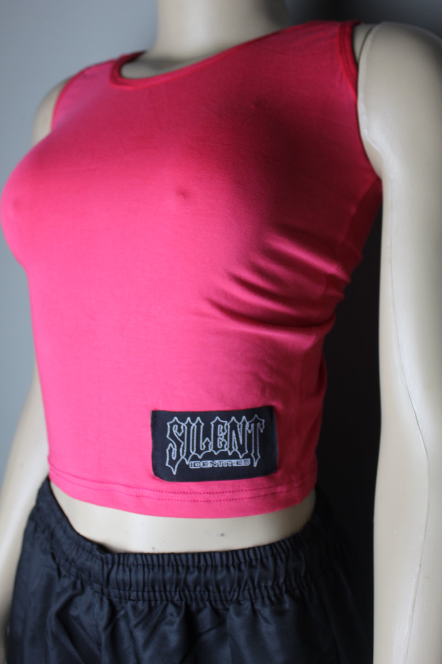 DISCONTINUED CROP TOPS